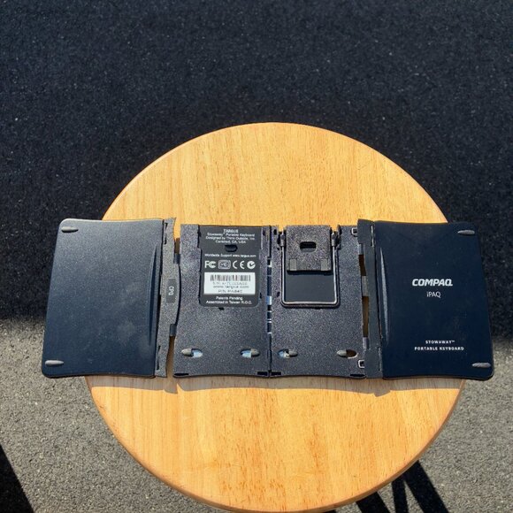 Targus Stowaway Black Portable Foldable Keyboard for Compaq iPAQ Pocket PC - Picture 5 of 6